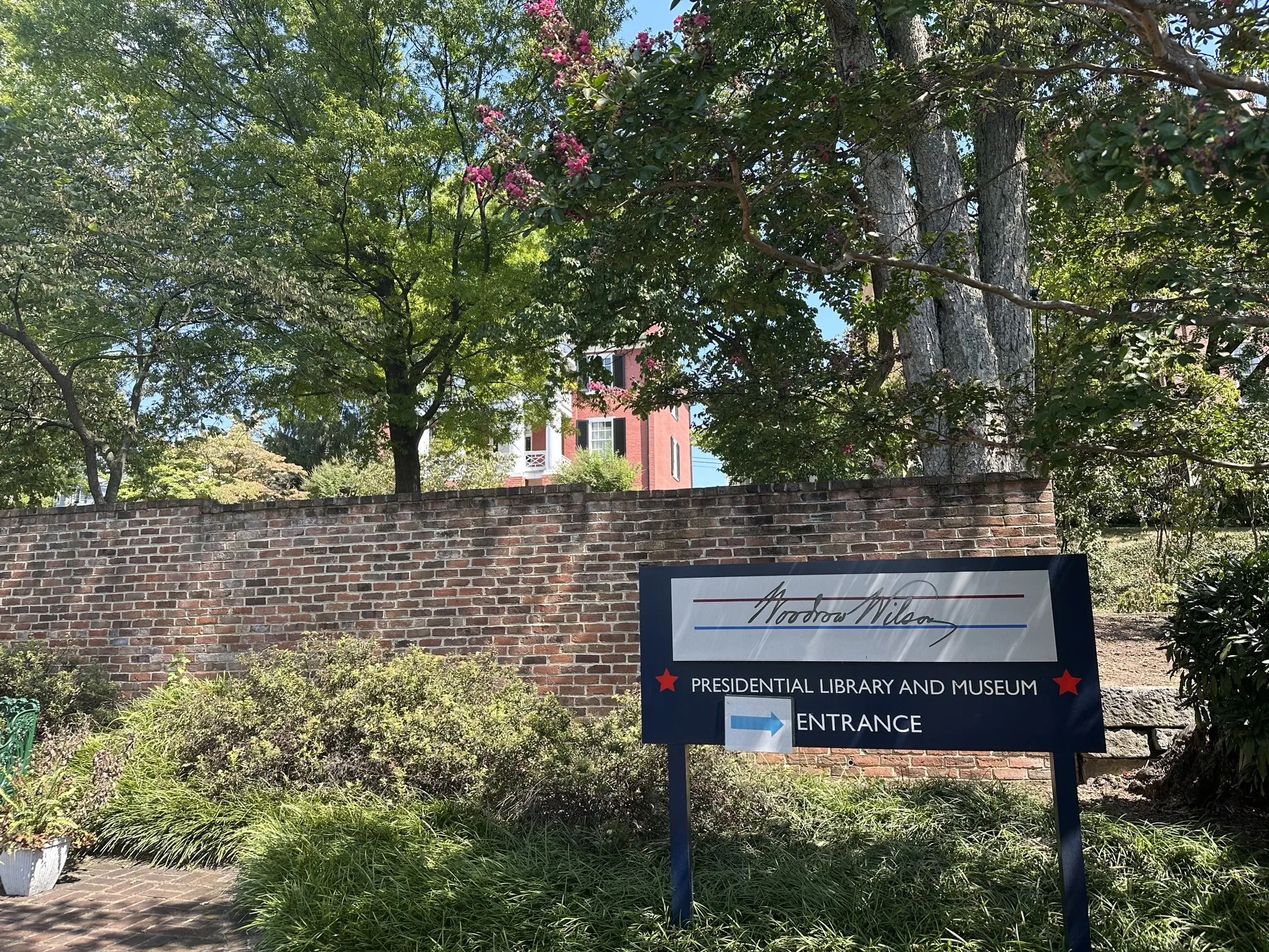 Woodrow Wilson Presidential Library and Museum - Entrance Sign